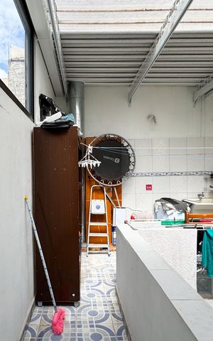 Casa à venda com 76m², 2 quartos e 2 vagas Casa à venda com 76m², 2 quartos e 2 vagasÁrea de Serviço