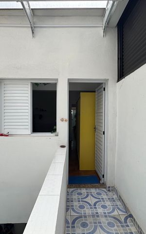 Casa à venda com 76m², 2 quartos e 2 vagas Casa à venda com 76m², 2 quartos e 2 vagasÁrea de Serviço