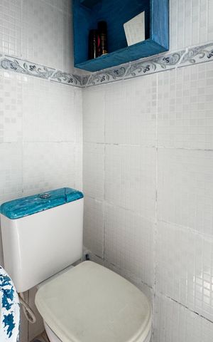 Casa à venda com 76m², 2 quartos e 2 vagas Casa à venda com 76m², 2 quartos e 2 vagasBanheiro de serviço