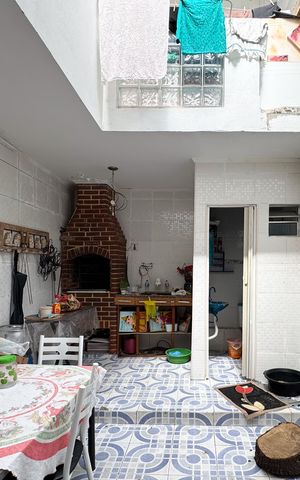 Casa à venda com 76m², 2 quartos e 2 vagas Casa à venda com 76m², 2 quartos e 2 vagasQuintal