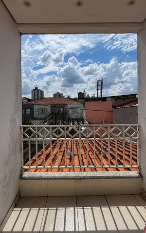 Casa à venda com 76m², 2 quartos e 2 vagas Casa à venda com 76m², 2 quartos e 2 vagasSacada