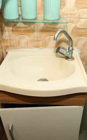 Casa à venda com 250m², 4 quartos e 1 vagaBanheiro 1