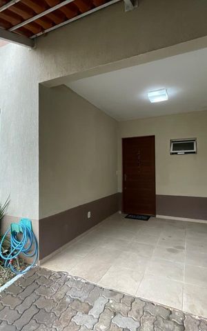 Casa de condomínio à venda com 130m², 3 quartos e 2 vagas