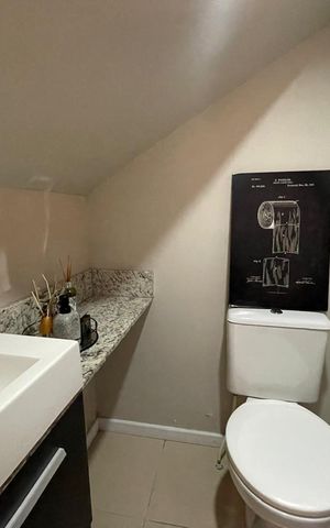 Casa de condomínio à venda com 130m², 3 quartos e 2 vagas