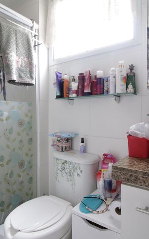 Apartamento à venda com 67m², 2 quartos e 1 vagaBanheiro da Suíte 2