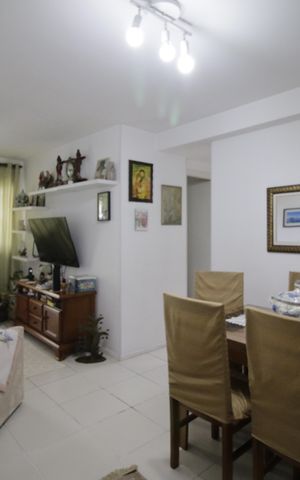 Apartamento à venda com 67m², 2 quartos e 1 vagaSala