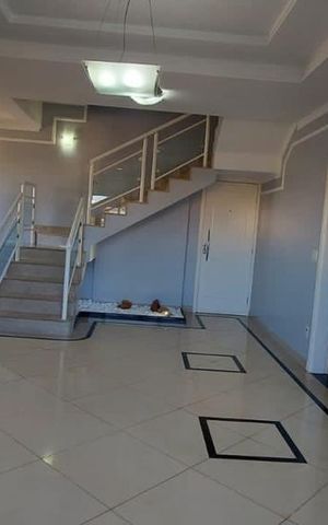 Apartamento para alugar com 210m², 3 quartos e 2 vagas Apartamento para alugar com 210m², 3 quartos e 2 vagasSala