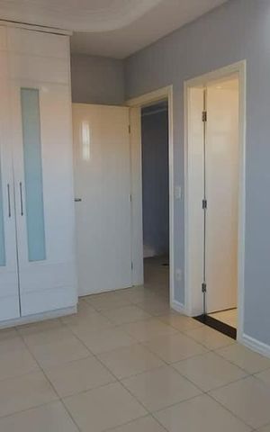 Apartamento para alugar com 210m², 3 quartos e 2 vagas