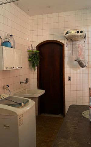 Casa de condomínio para alugar com 600m², 4 quartos e 4 vagas