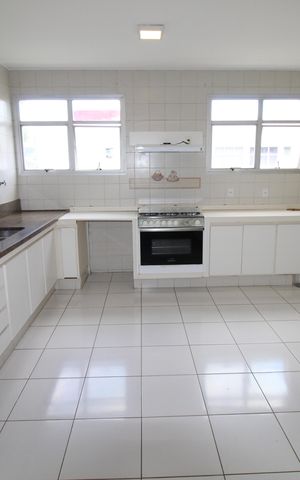 Apartamento para alugar com 310m², 6 quartos e 2 vagasCozinha