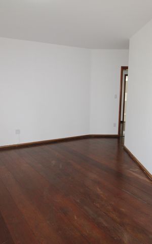 Apartamento para alugar com 310m², 6 quartos e 2 vagasQuarto 1