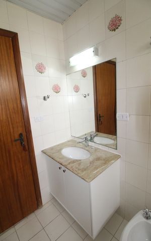 Apartamento para alugar com 310m², 6 quartos e 2 vagasBanheiro 