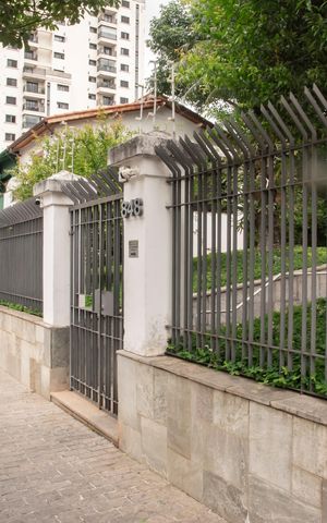 Apartamento à venda com 67m², 2 quartos e 1 vagaFrente