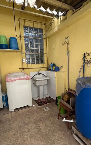 Casa à venda com 105m², 2 quartos e 1 vagaÁrea de Serviço