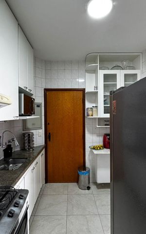 Apartamento à venda com 94m², 3 quartos e 2 vagas Apartamento à venda com 94m², 3 quartos e 2 vagascozinha