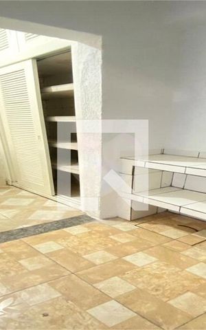 Casa para alugar com 373m², 3 quartos e 4 vagas
