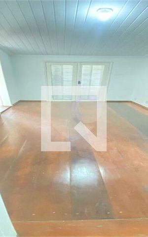 Casa para alugar com 373m², 3 quartos e 4 vagas