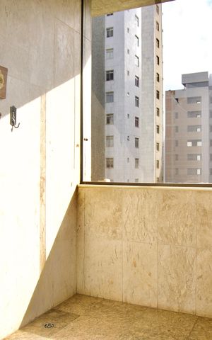 Apartamento para alugar com 370m², 6 quartos e 4 vagas Apartamento para alugar com 370m², 6 quartos e 4 vagasSuíte 2 - Varanda