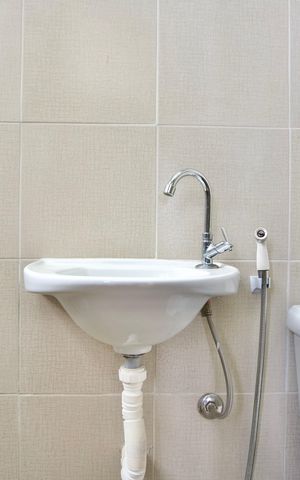 Apartamento para alugar com 370m², 6 quartos e 4 vagas Apartamento para alugar com 370m², 6 quartos e 4 vagasÁrea de Serviço - Banheiro