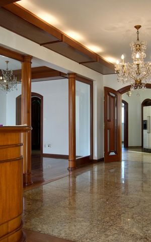 Apartamento para alugar com 370m², 6 quartos e 4 vagas Apartamento para alugar com 370m², 6 quartos e 4 vagasSala