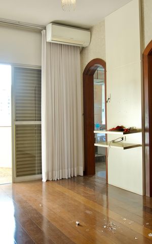 Apartamento para alugar com 370m², 6 quartos e 4 vagas Apartamento para alugar com 370m², 6 quartos e 4 vagasSuíte 2