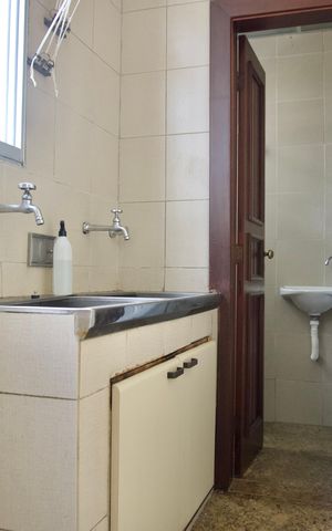 Apartamento para alugar com 370m², 6 quartos e 4 vagas Apartamento para alugar com 370m², 6 quartos e 4 vagasÁrea de Serviço