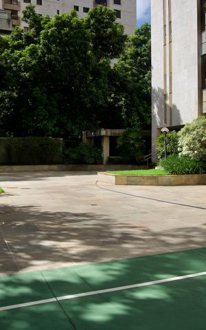 Apartamento para alugar com 370m², 6 quartos e 4 vagas Apartamento para alugar com 370m², 6 quartos e 4 vagasÁrea comum - Quadra