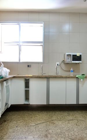 Apartamento para alugar com 370m², 6 quartos e 4 vagas Apartamento para alugar com 370m², 6 quartos e 4 vagasCozinha