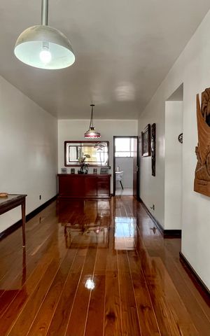 Apartamento à venda com 110m², 3 quartos e 1 vaga Apartamento à venda com 110m², 3 quartos e 1 vagaSala