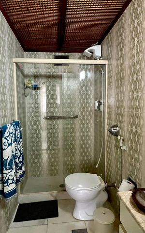 Apartamento à venda com 110m², 3 quartos e 1 vaga Apartamento à venda com 110m², 3 quartos e 1 vagaBanheiro social