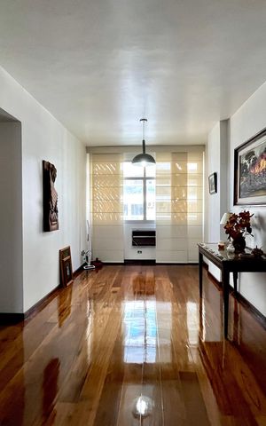 Apartamento à venda com 110m², 3 quartos e 1 vaga Apartamento à venda com 110m², 3 quartos e 1 vagaSala