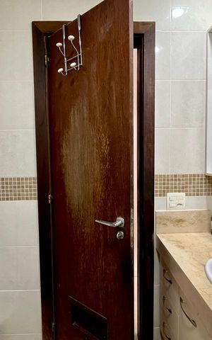 Apartamento à venda com 110m², 3 quartos e 1 vaga Apartamento à venda com 110m², 3 quartos e 1 vagaBanheiro da suíte