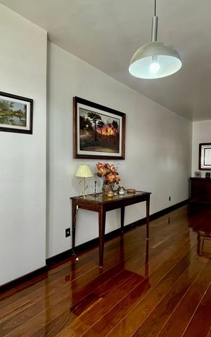 Apartamento à venda com 110m², 3 quartos e 1 vaga Apartamento à venda com 110m², 3 quartos e 1 vagaSala