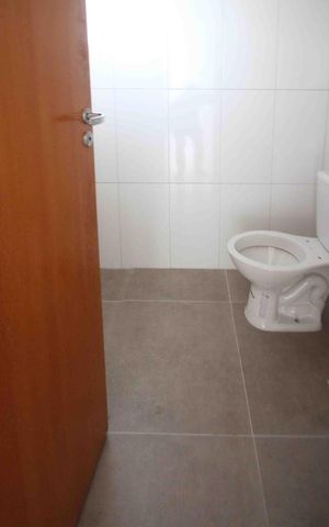 Casa à venda com 118m², 3 quartos e 2 vagas