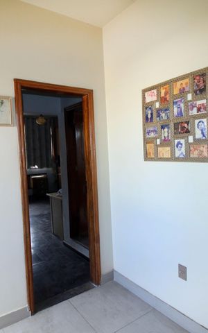 Casa à venda com 230m², 4 quartos e 3 vagasSala 2