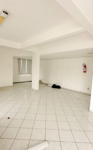 Apartamento para alugar com 63m², 2 quartos e sem vagaÁrea comum - Salão de festas
