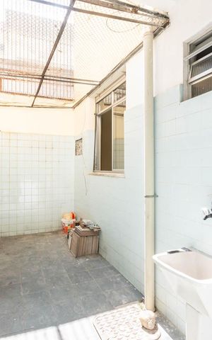 Apartamento à venda com 116m², 3 quartos e 1 vagaÁrea de Serviço