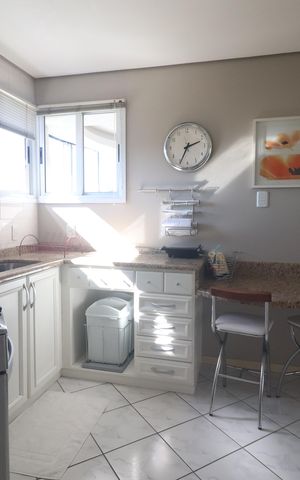 Apartamento à venda com 151m², 3 quartos e 2 vagasCozinha