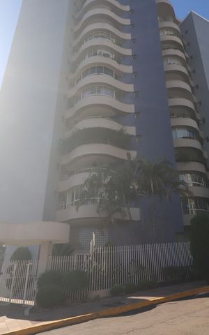 Apartamento à venda com 151m², 3 quartos e 2 vagasFachada
