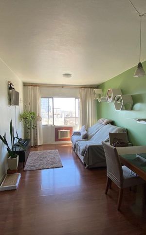 Apartamento à venda com 68m², 2 quartos e sem vaga Apartamento à venda com 68m², 2 quartos e sem vagaSala