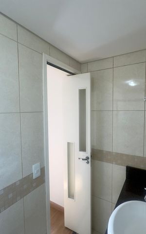 Apartamento para alugar com 60m², 2 quartos e 2 vagas Apartamento para alugar com 60m², 2 quartos e 2 vagasBanheiro