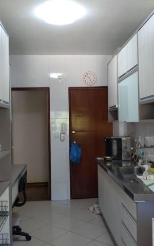 Apartamento à venda com 120m², 4 quartos e 2 vagasCozinha