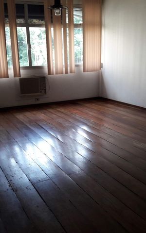 Apartamento à venda com 120m², 4 quartos e 2 vagasSala