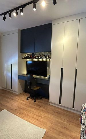 Casa de condomínio à venda com 216m², 3 quartos e 2 vagas Casa de condomínio à venda com 216m², 3 quartos e 2 vagasQuarto