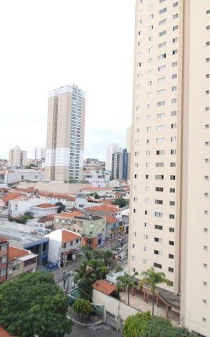 Apartamento à venda com 75m², 2 quartos e 1 vagaSala - Varanda