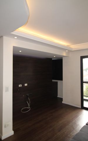 Apartamento à venda com 75m², 2 quartos e 1 vagaSala