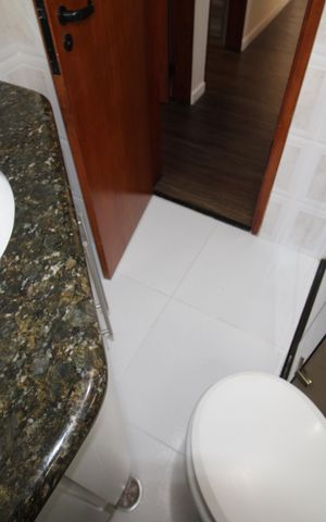 Apartamento à venda com 75m², 2 quartos e 1 vagaBanheiro 2