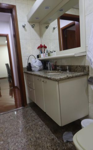 Apartamento à venda com 216m², 3 quartos e 2 vagasBanheiro Social