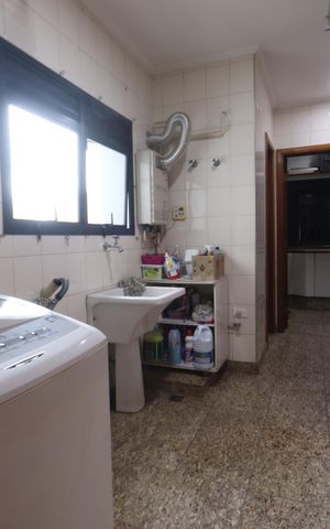 Apartamento à venda com 216m², 3 quartos e 2 vagasLavanderia