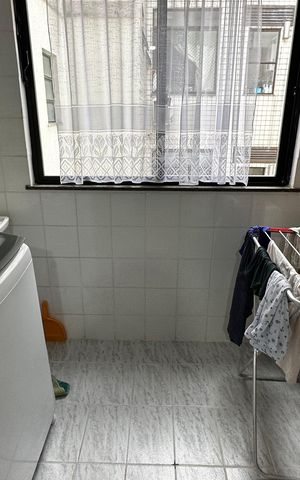 Apartamento à venda com 86m², 2 quartos e 1 vagaÁrea de Serviço